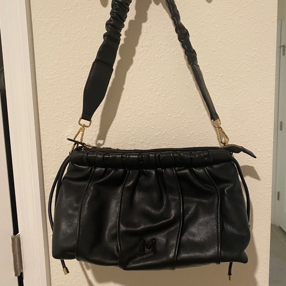 Marella Black Leather Zipper Close Handbag - Picture 2 of 11